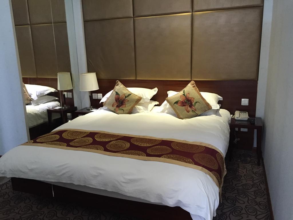 Shanghai Baron Business Bund Hotel Rum bild