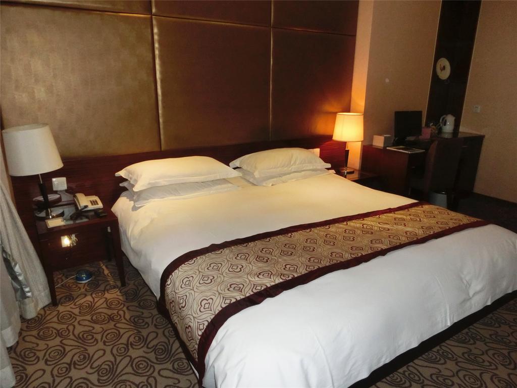 Shanghai Baron Business Bund Hotel Rum bild